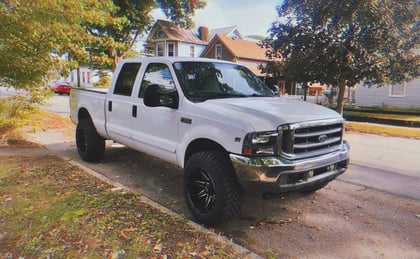 2 inch Lifted 2001 Ford F-250 Super Duty 4WD