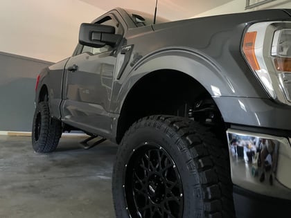 6 Inch Lifted 2022 Ford F-150 4WD