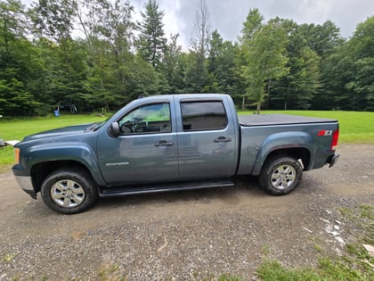 2 inch Lifted 2013 GMC Sierra 1500 4WD