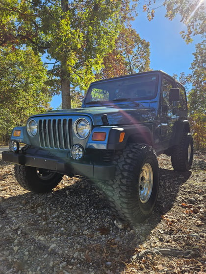 3 Inch Lifted 1999 Jeep Wrangler 4WD