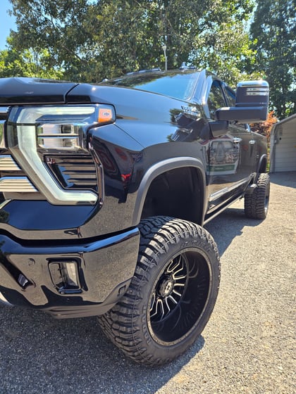 5 Inch Lifted 2024 Chevy Silverado 2500 HD 4WD