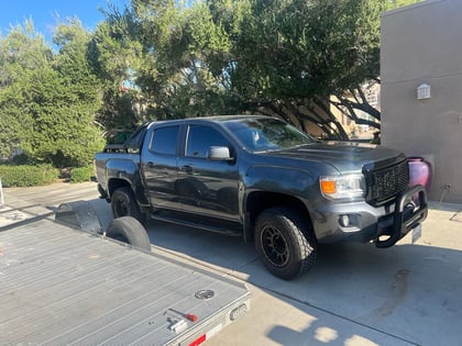 2 inch Lifted 2015 GMC Canyon