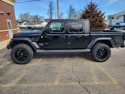 3.5 Inch Lifted 2023 Jeep Gladiator 4WD