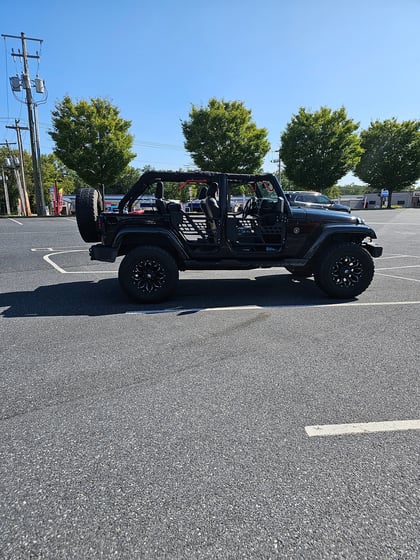 4 Inch Lifted 2015 Jeep Wrangler Unlimited Sahara 4WD