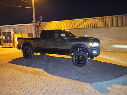 6 Inch Lifted 2023 Ram 2500 4WD