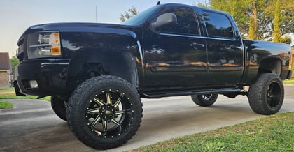 7.5 Inch Lifted 2010 Chevy Silverado 1500 4WD