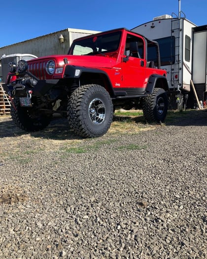 4 Inch Lifted 1998 Jeep Wrangler TJ 4WD