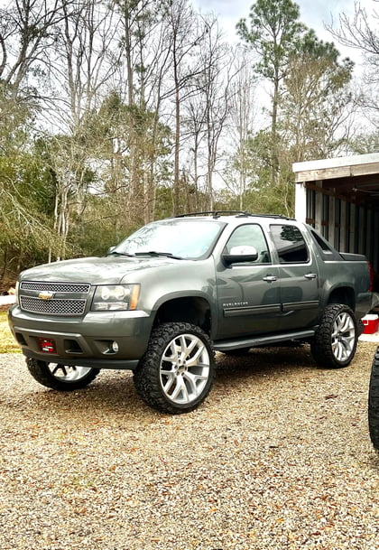 7.5 Inch Lifted 2011 Chevy Avalanche 1500 2WD