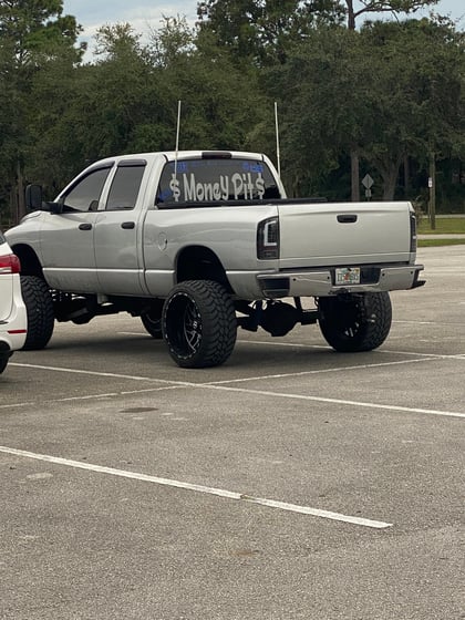 7 Inch Lifted 2003 Dodge Ram 2500 4WD