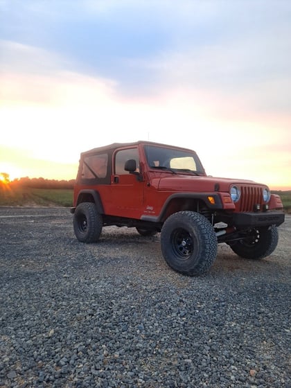 4 Inch Lifted 2005 Jeep Wrangler TJ Unlimited 4WD