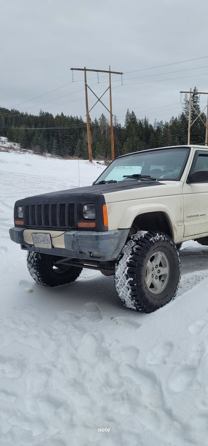 4.5 Inch Lifted 1999 Jeep Cherokee 4WD