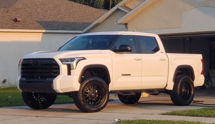 3.5 Inch Lifted 2024 Toyota Tundra 4WD