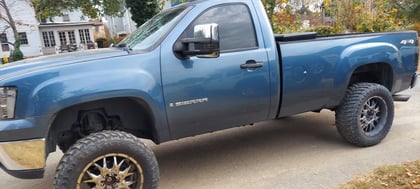 6 Inch Lifted 2007 GMC Sierra 1500