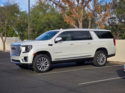 2.5 inch Lifted 2024 GMC Yukon XL 4WD