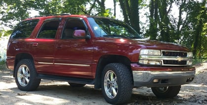 2.5 inch Lifted 2002 Chevy Tahoe 4WD