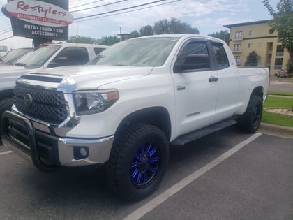 3.5 Inch Lifted 2018 Toyota Tundra 4WD