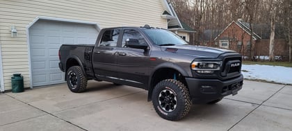 1.5 inch Lifted 2019 Ram 2500 4WD