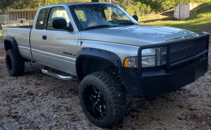 2.5 inch Lifted 2001 Dodge Ram 2500 4WD