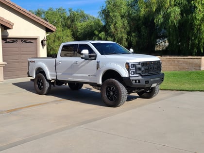 6 Inch Lifted 2018 Ford F-250 Super Duty 4WD