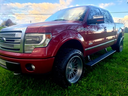 2 inch Lifted 2013 Ford F-150 4WD
