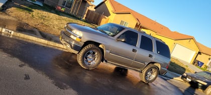 3 Inch Lifted 2003 Chevy Tahoe 2WD