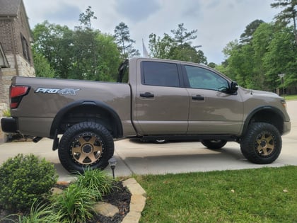 6 Inch Lifted 2021 Nissan Titan 4WD