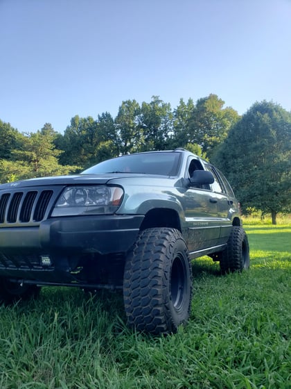 4 Inch Lifted 2002 Jeep Grand Cherokee 4WD
