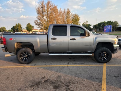 3 Inch Lifted 2007 Chevy Silverado 2500 HD 4WD