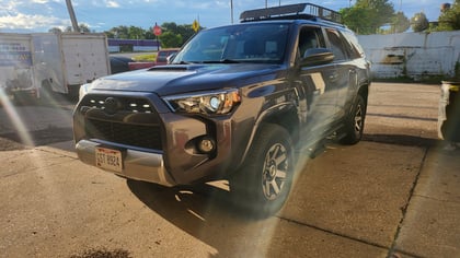 3.5 Inch Lifted 2017 Toyota 4Runner 4WD