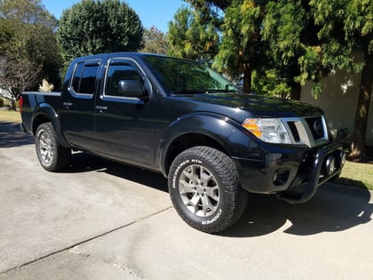 2.5 inch Lifted 2020 Nissan Frontier 2WD