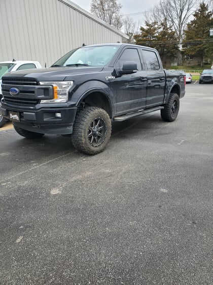 6 Inch Lifted 2019 Ford F-150 4WD