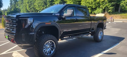 7 Inch Lifted 2024 GMC Sierra 2500 HD 4WD