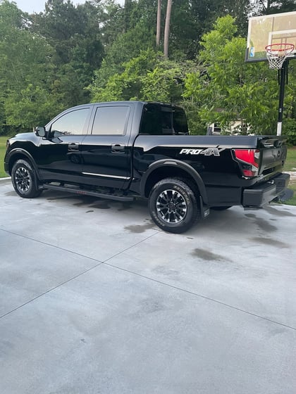 2 inch Lifted 2021 Nissan Titan 4WD