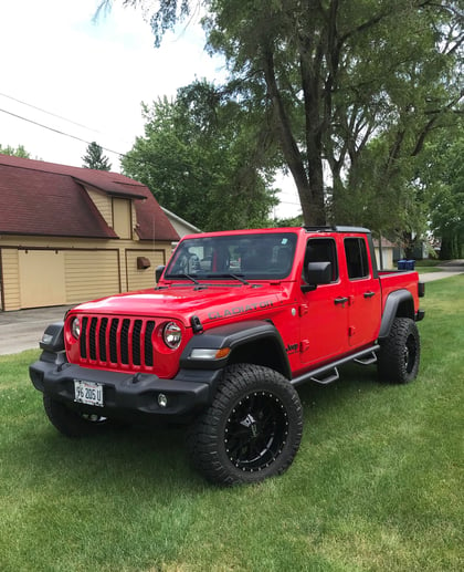 View build 2 inch Lifted 2020 Jeep Gladiator JT 4WD | Rough Country