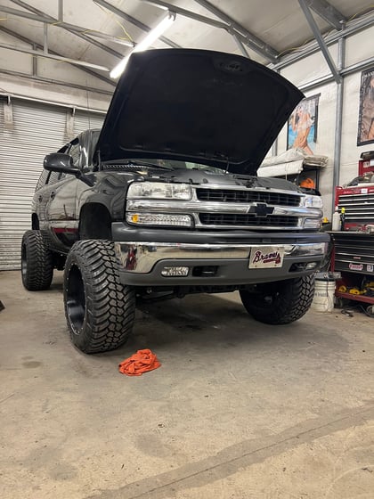 6 Inch Lifted 2003 Chevy Tahoe 4WD