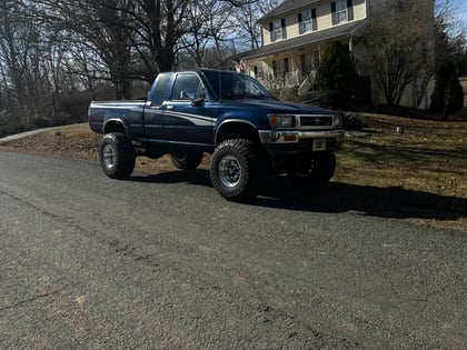 4.5 Inch Lifted 1993 Toyota Pickup 4WD