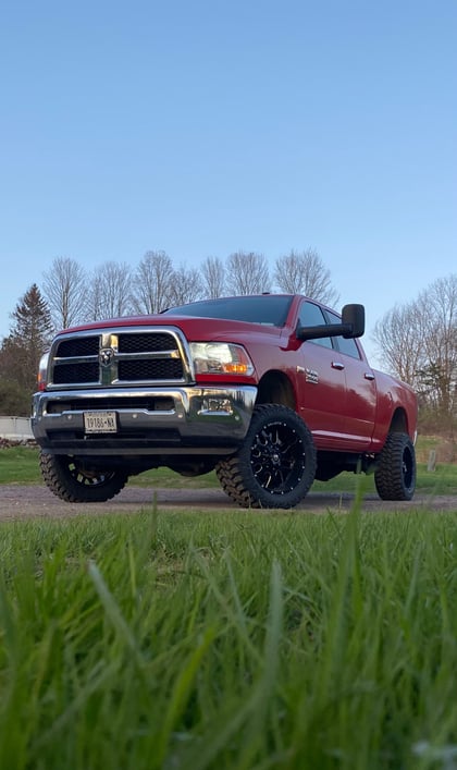 2.5 inch Lifted 2016 Ram 2500 4WD