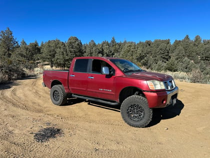 6 Inch Lifted 2005 Nissan TITAN 4WD