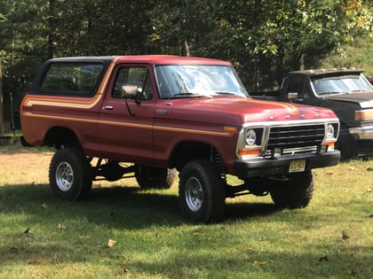 4 Inch Lifted 1978 Ford Bronco 4WD