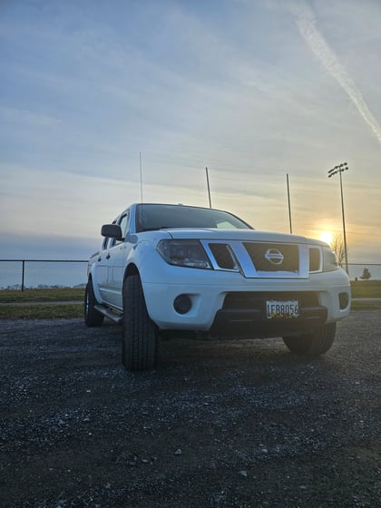 2.5 inch Lifted 2018 Nissan Frontier 4WD