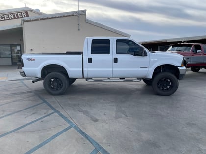 4 Inch Lifted 2004 Ford F-250 Super Duty 4WD