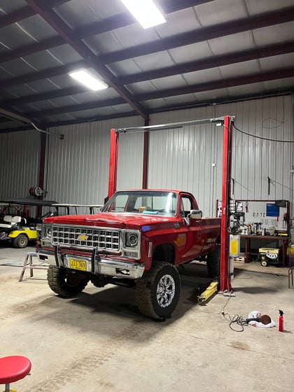 4 Inch Lifted 1980 Chevy C20/K20 Pickup 4WD