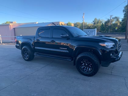 2 Inch Leveling Kit | Loaded Strut | Toyota 4Runner/FJ Cruiser