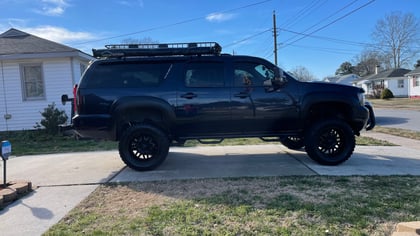 7 Inch Lifted 2007 Chevy Suburban 1500 4WD