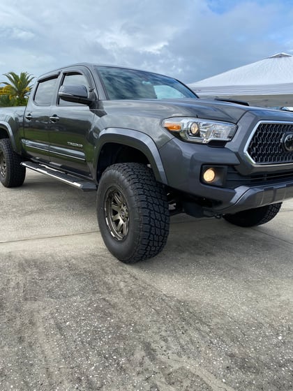 3.5 Inch Lifted 2018 Toyota Tacoma 4WD