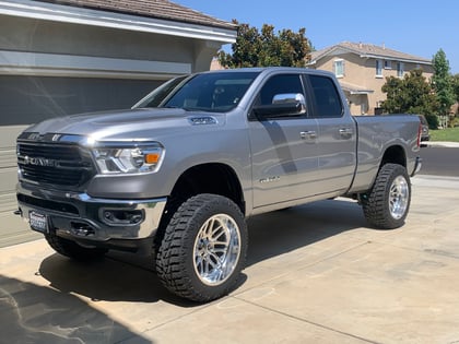 6 Inch Lifted 2019 Ram 1500 4WD