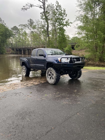 6 Inch Lifted 2007 Toyota Tacoma 4WD