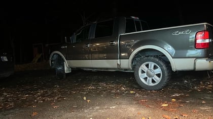 2.5 inch Lifted 2007 Ford F-150 4WD