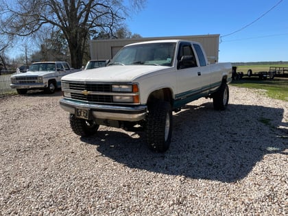 6 Inch Lifted 1993 Chevy C1500/K1500 Pickup 4WD