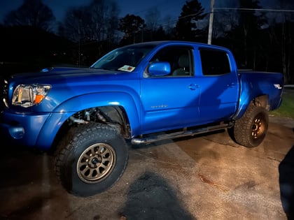 3.5 Inch Lifted 2010 Toyota Tacoma 4WD